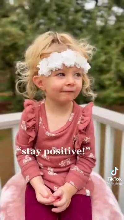 I needed this. I suffer from depression, and this video just put a smile on my face. Thank you little girl, I&rsquo;ll try.