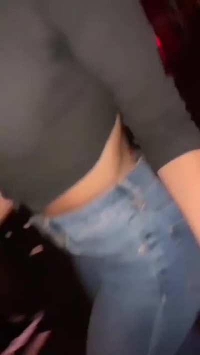 Son gros cul de beurette l&agrave; hmmm 🍑