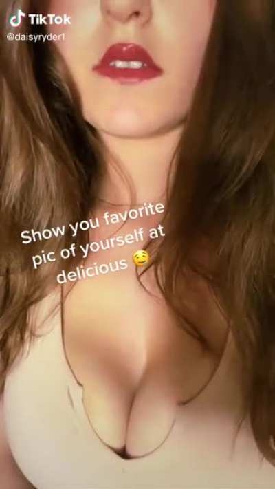 Mommy does look delicious doesn&rsquo;t she?😈