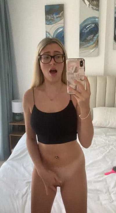 5'0 F18 and 95 lbs. Smash or Pass?