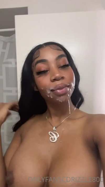 Facial 🤪💦