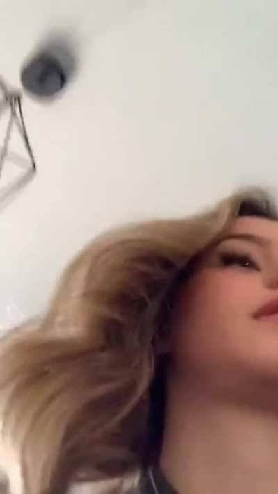 Leaelui nip slip