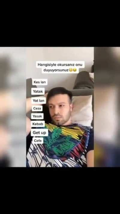 Arkadaş gruba ettı deişik bişi