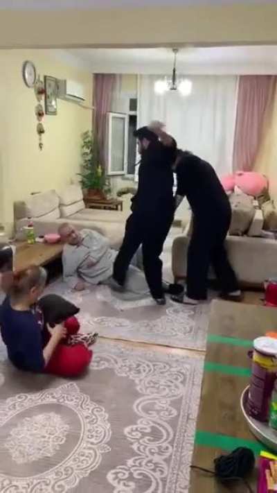 Pokemon grandma :O