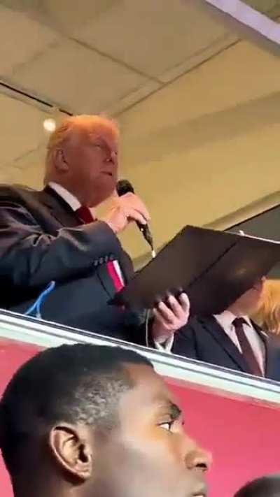 OMG - This is humiliating. The boos were so loud that he couldn&rsquo;t hear himself speak. And a woman yelled &ldquo;traitor&rdquo; right to his face: