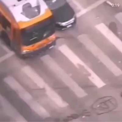 Was he pepperspray at the invisible man that knocked him off from the truck? 😂