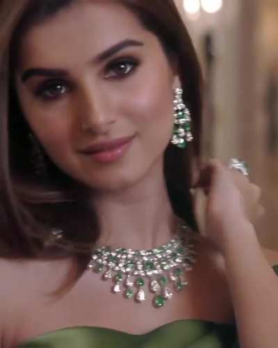 tara sutaria ready for suhagrat