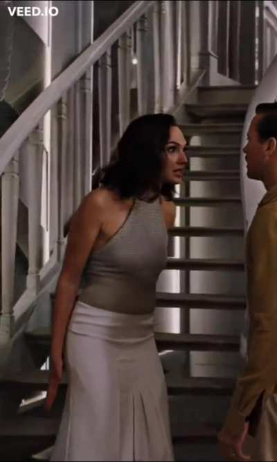 I absolutely LOVE the way Gal Gadot's soft little tits jiggle with no bra on