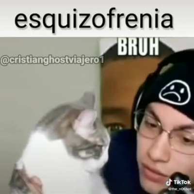 El cristian es esquizofrenico no me lo creo 😳