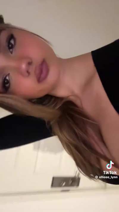 @allieee_lynn