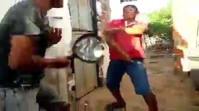 Acho que baixei Shang chi errado