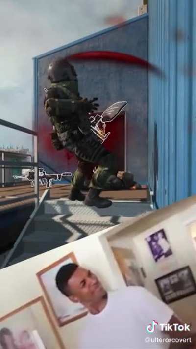 Some operators skins are waaaaaay to Black in warzone. You become invisible. Gotta sort this Roze one out