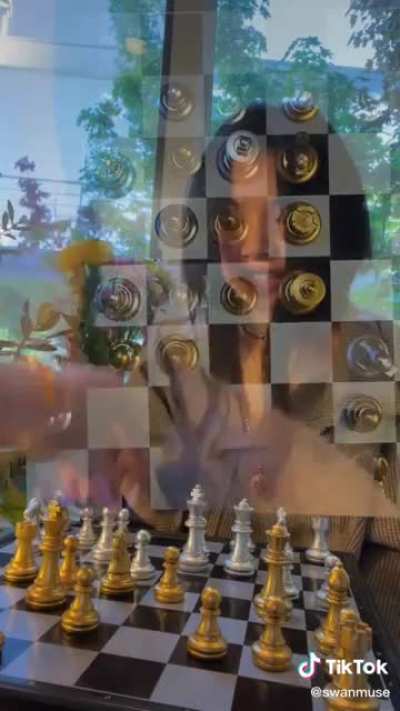 1.Kd3 (it's not worth watching till the end)