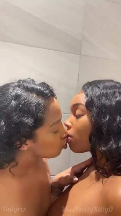 Shower kisses