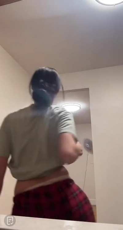 Little dance on live.