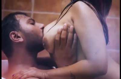 Tina letting him to suck her (.)(.) 🤤🤤 (Comments)