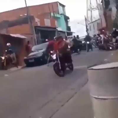 Pega os motocas