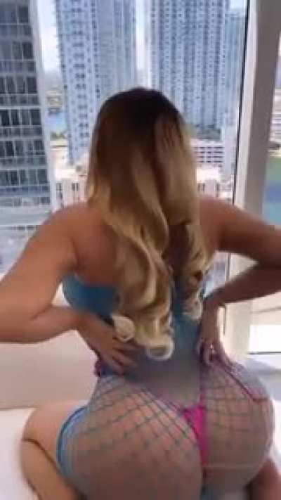 Bomb bitch