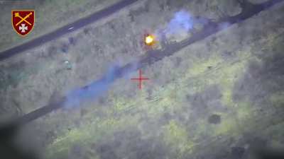 Ukrainians use FH-70 artillery to destroys Russian 2C3 &ldquo;Akatia&rdquo; resulting in a huge explosion 