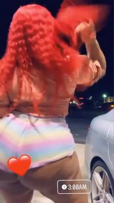 Heygh<wbr>ettob<wbr>arbie 👑😍🍑🔥🔥