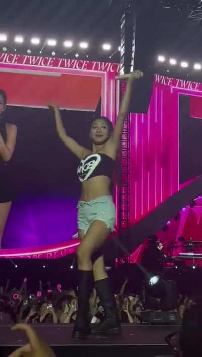 Jihyo 