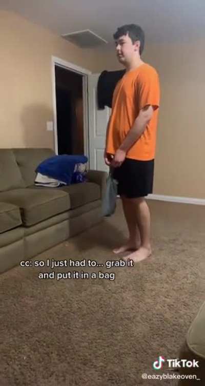 Turd bag 😳😳