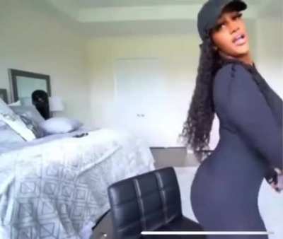 😩