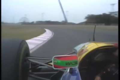 Compila&ccedil;&atilde;o de onboards em Suzuka de 1995. Williams, McLaren, Benetton, Ferrari, Jordan... todas pisando fundo