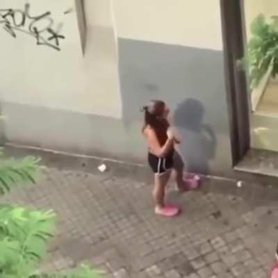Qu&eacute;dense en casa si :,) y tomen agua
