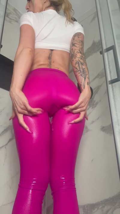 Bet you’d tug this shiny pants down with your teeth