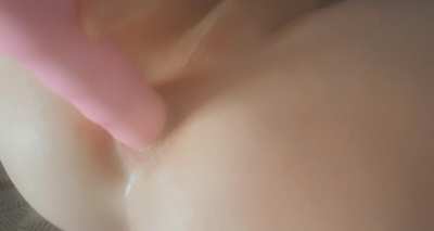 (18) I&rsquo;m addicted to playing with my asshole😩💦