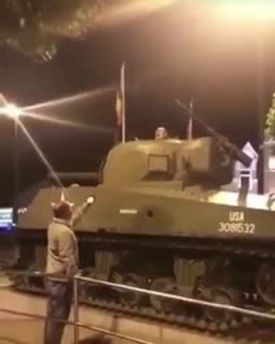 Arthur! Get out of the tank!