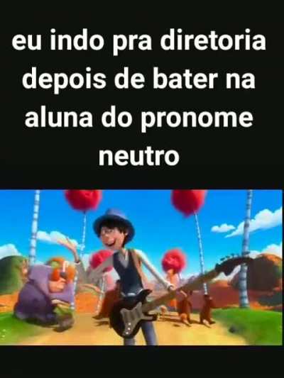 ︎