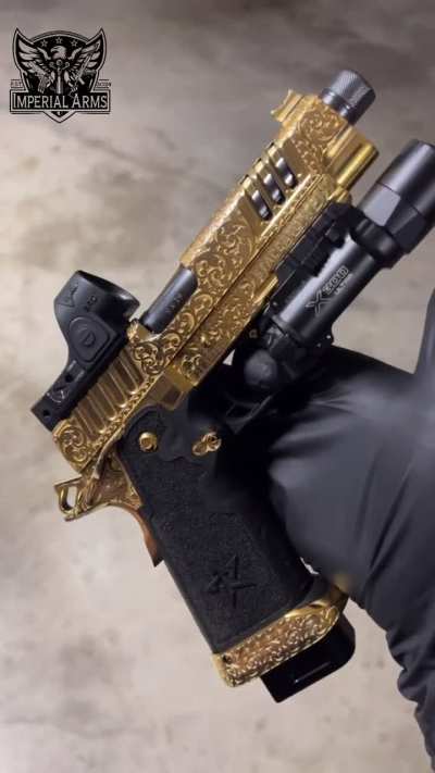Staccato P I engraved, gold plated, mirror black DLC barrel 🔥