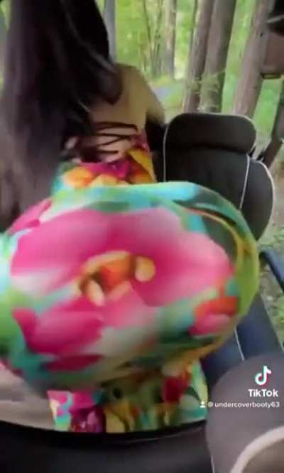 TikTok: Undercoverbooty63