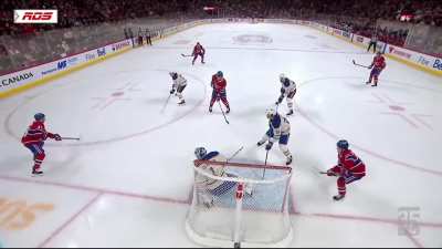 Ok seriously guys his shot is unfair... Patrik Laine makes it 4-1 Montreal on the powerplay