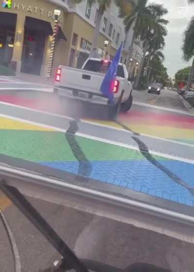 I guess this guy really doesn&rsquo;t like rainbows