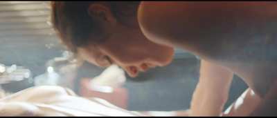 Ana Girardot and Clo&eacute; Xhauflaire lesbian plot from La Maison