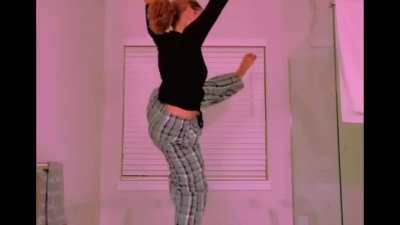 Phat ass twerk