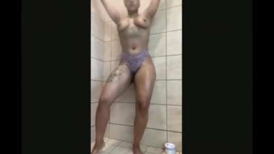 MIZZ TWERKSUM NUDE SHOWER MEGA MIX