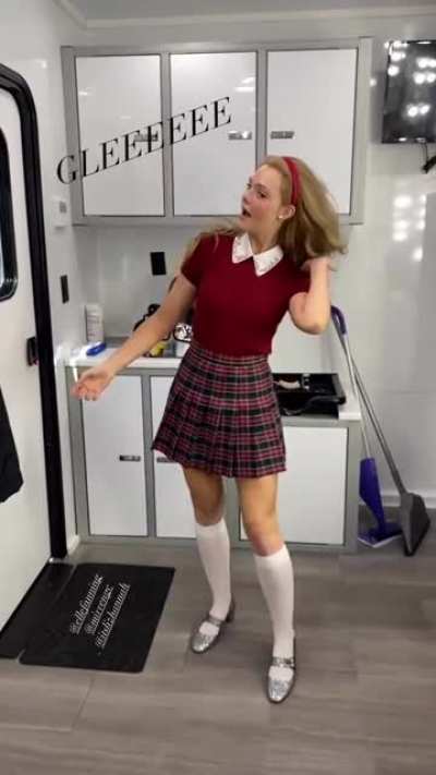 Elle Fanning