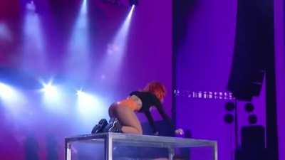 She moves so sexy
