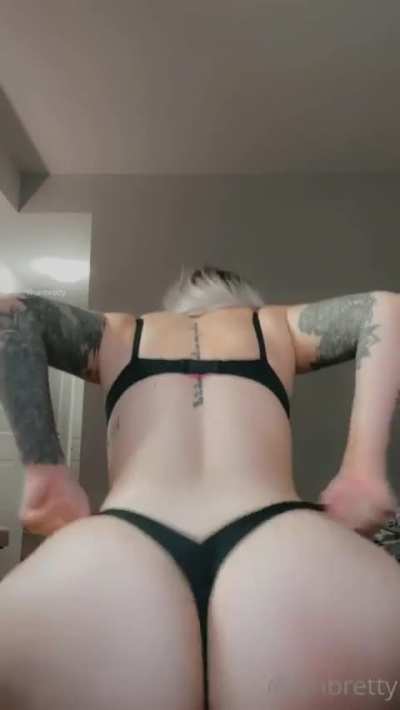 Jen Bretty