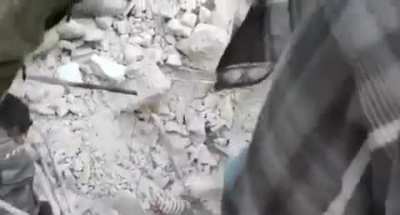 Turkey, the moment when a father covered his son with his body during a tragic earthquake. As it turned out, this saved his life, the son is alive.