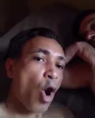 &amp;gt;-&amp;lt;