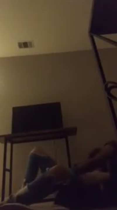 Cheating on Her Bf While She&rsquo;s Live on Periscope