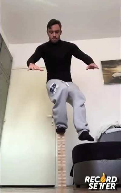HMRB while I do pistol squats