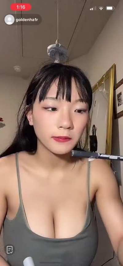 Makeup application tutorial