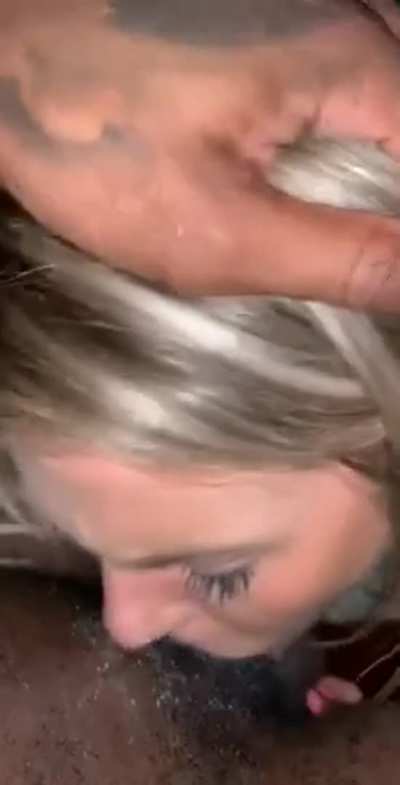 I need a girldfriend like her in my live