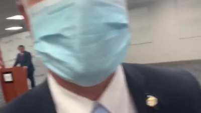 Man shames Florida governor Ron DeSantis and Miami mayor Carlos Gimenez at press conference in Miami